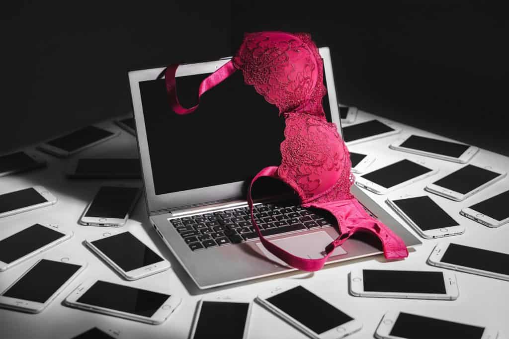 KikDirty Free Porn Forum Kik Sexting Kik nudes Snapchat nudes.